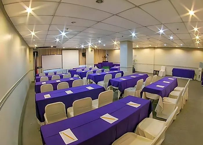 Hotel Rajah Park By Hiverooms 3*